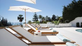 Villa for sale in Marbella East