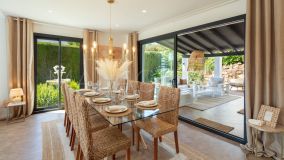 Villa for sale in Nueva Andalucia, Marbella