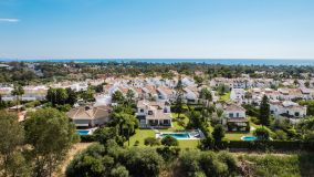 Villa for sale in Monte Biarritz, Estepona East