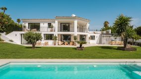 Villa for sale in Rocio de Nagüeles, Marbella Golden Mile
