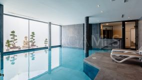 Town House for sale in Estepona East