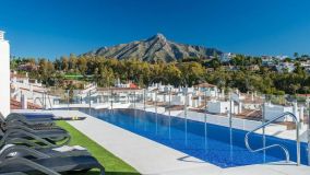 Wohnung zu verkaufen in Nueva Andalucia, Marbella