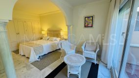 Apartment for sale in Magna Marbella, Nueva Andalucia