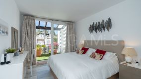 Ático en venta en Alcazaba Beach, Estepona Este