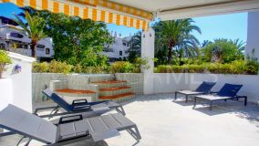 Apartamento Planta Baja en venta en Elviria, Marbella Este