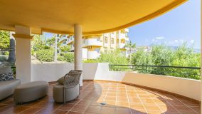 Duplex for sale in Señorio de Aloha, Nueva Andalucia