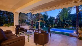 Villa for sale in Los Arqueros, Benahavis