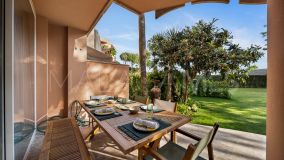 Erdgeschosswohnung zu verkaufen in Magna Marbella, Nueva Andalucia