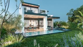 Villa for sale in New Golden Mile, Estepona East