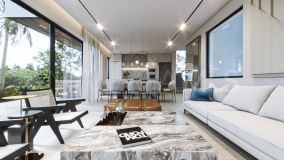 Villa for sale in New Golden Mile, Estepona Est