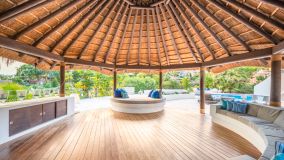 Villa en venta en Nueva Andalucia, Marbella