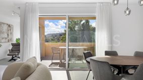 Apartment for sale in Country Club Las Brisas, Nueva Andalucia