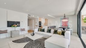 Duplex for sale in Cabopino, Marbella East