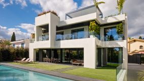 Villa for sale in Casablanca, Marbella Golden Mile