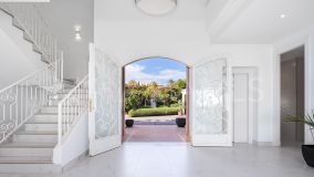 Villa for sale in Benahavis Centro