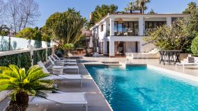 Villa for sale in Nueva Andalucia, Marbella