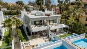 Semi Detached Villa for sale in Marbella - Puerto Banus