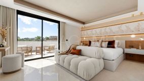 Villa for sale in Atalaya de Rio Verde, Nueva Andalucia