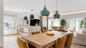 Villa for sale in Elviria, Marbella Est