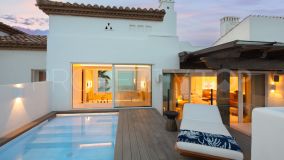 Atico duplex en venta de 4 dormitorios en Marbella Ciudad