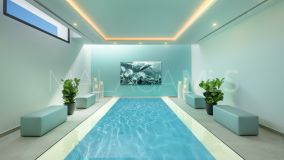 Villa for sale in Benahavis