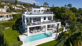 Villa for sale in Marbella Golden Mile
