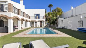 Haus zu verkaufen in Estepona