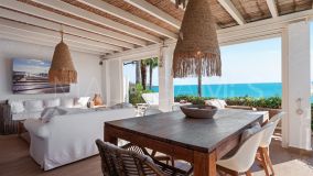Town House for sale in Estepona West