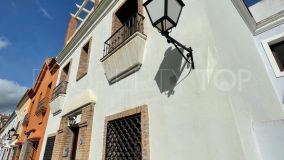 4 bedroom spacious semi-detached house for sale in Estepona
