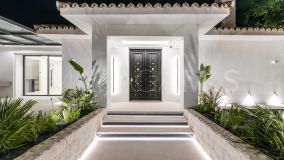 Villa for sale in San Pedro de Alcantara