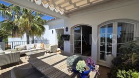 Penthouse for sale in Los Arqueros, Benahavis