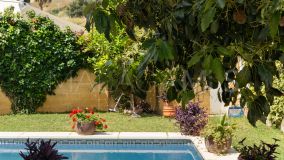 Villa for sale in Torrequebrada, Benalmadena