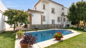 Villa for sale in Torrequebrada, Benalmadena