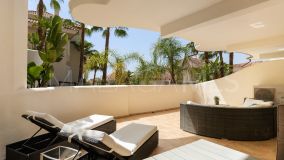 Lägenhet for sale in Nueva Andalucia, Marbella