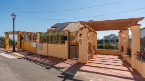 Pareado a la venta con 4 dormitorios en Torreblanca