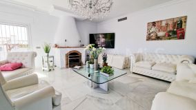 Villa for sale in Bel Air, Estepona East