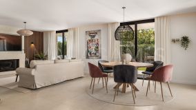 Villa for sale in Nueva Andalucia, Marbella