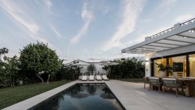 Villa zu verkaufen in Linda Vista Baja, San Pedro de Alcantara