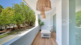 Buy 4 bedrooms flat in Malaga - Este