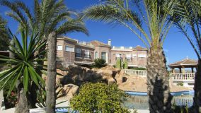 Mansion for sale in Miraflores del Palo, Malaga - Este