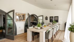 Villa for sale in Paraiso Alto, Benahavis