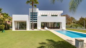 5 bed newly constructed villa