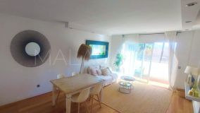 Apartamento en venta en Nueva Andalucia, Marbella