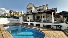 Villa for sale in Linda Vista Baja, San Pedro de Alcantara