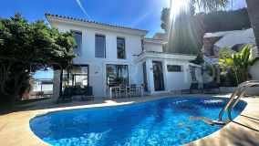 House for sale in Nueva Andalucia