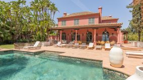 Villa for sale in Las Chapas, 5,400,000 €