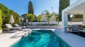 Villa for sale in Nueva Andalucia, Marbella