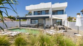 Villa a la venta en Costabella de 6 dormitorios