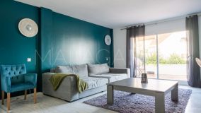 Lägenhet for sale in Jardines de Andalucia, Nueva Andalucia