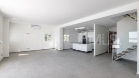 Atico en venta en Guadalobon, Estepona Oeste